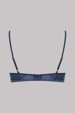 Maison Close Soutien-gorge Balconnet - Villa Satine 11 Maison Close Soutien-gorge Balconnet - Villa Satine -Séduction Raffinée Lingerie 2560x3840 608470 ghost 2