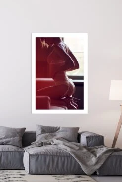 Maison Close Série L’Amoureuse - Justine Hôtel Particulier, Paris 4. -Séduction Raffinée Lingerie shutterstock 1889335498 montage4